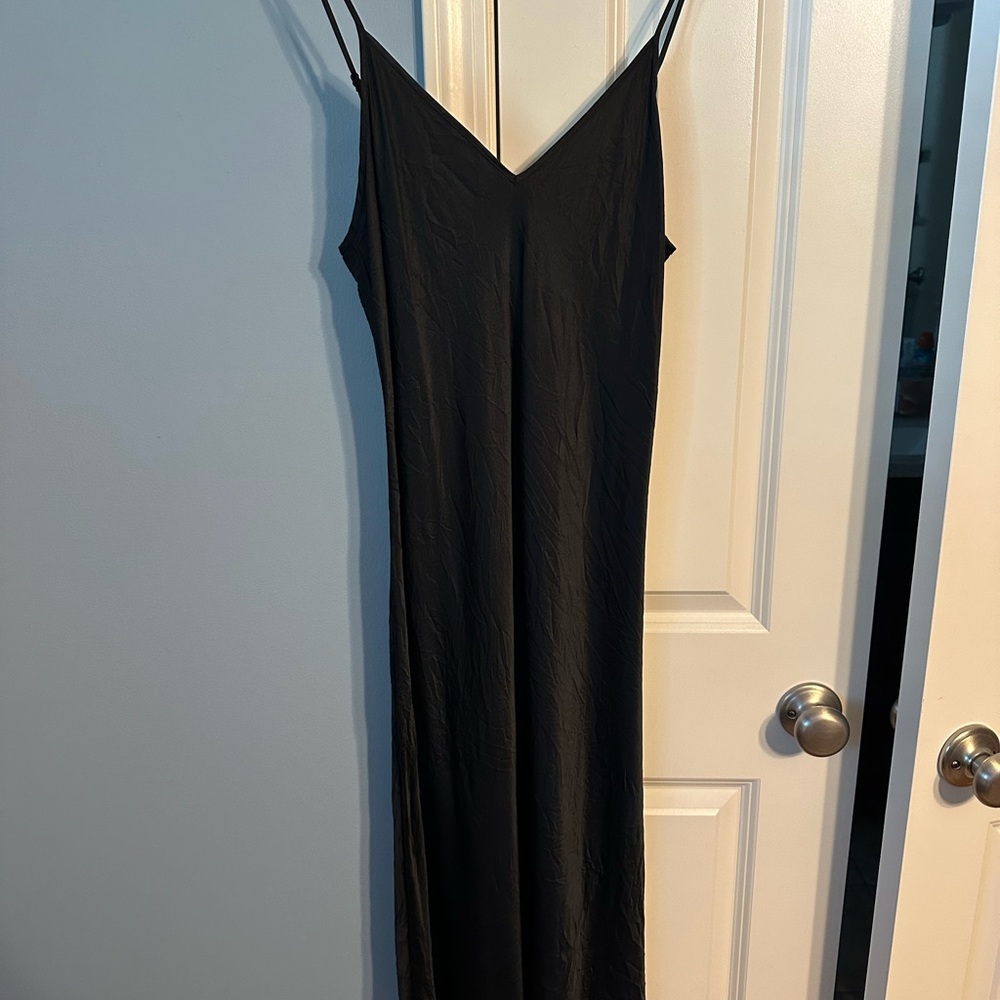 Quince Classic Black Silk slip Dress